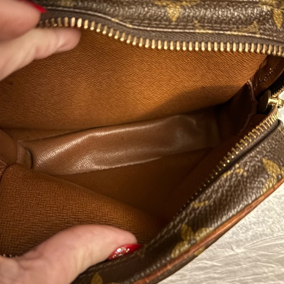 SOLD!!!!!! Louis Vuitton, Amazone monogram shoulder bag, Crossbody - Picture 10 of 15